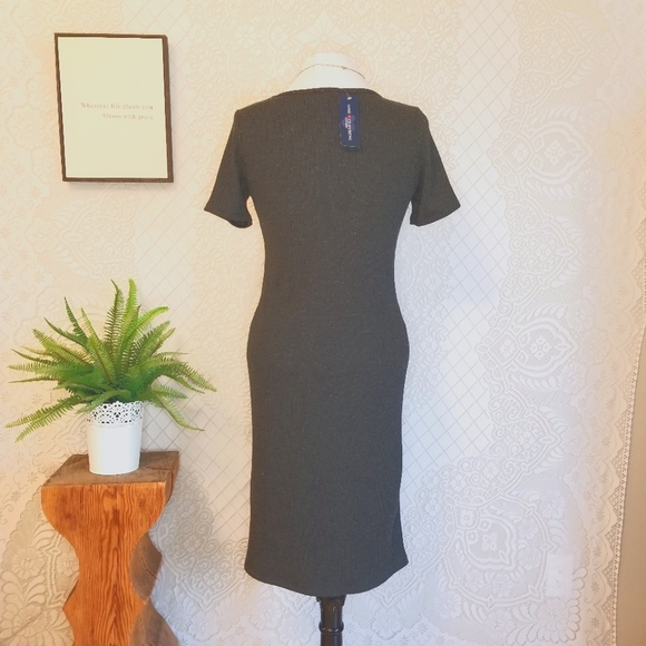Ribbed Midi Dress - Picture 2 of 10